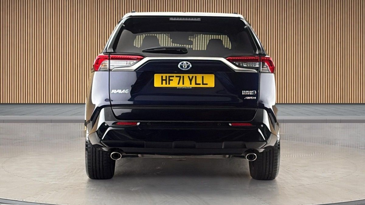 Toyota RAV4 Image 4