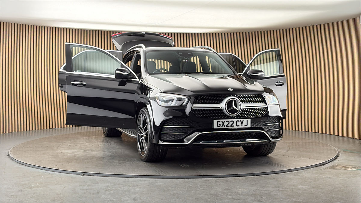 More views of Mercedes-Benz GLE