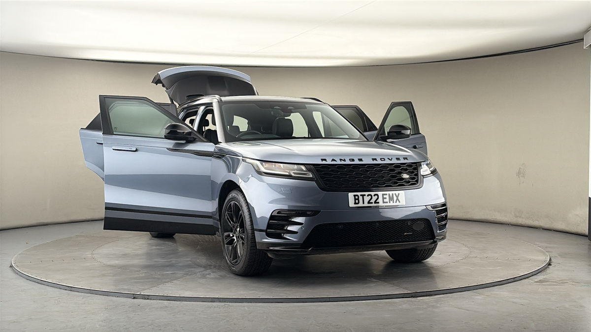More views of Land Rover Range Rover Velar