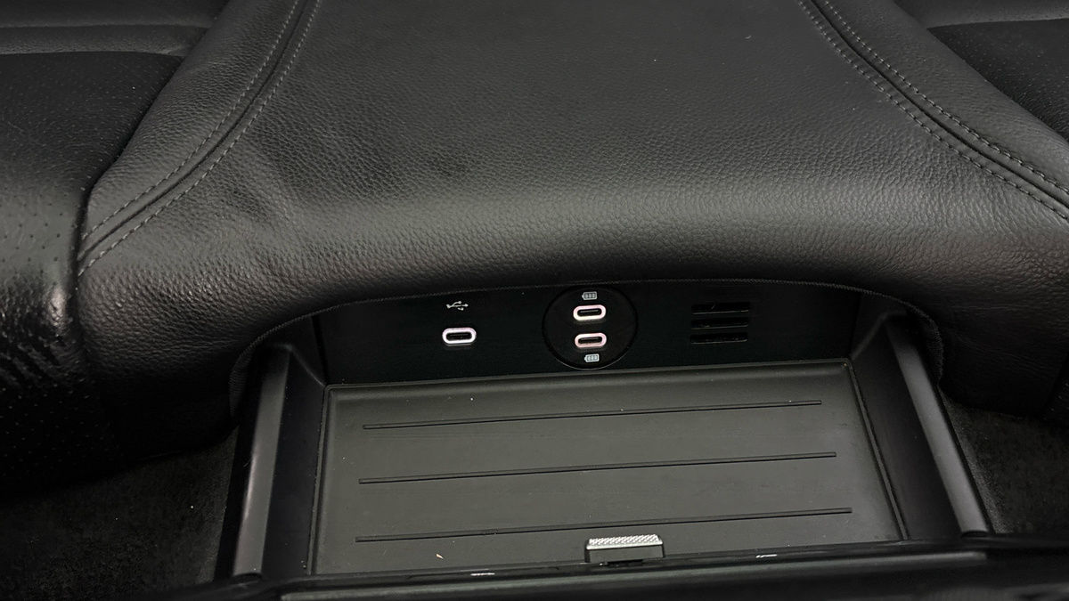 Porsche Panamera Image 28