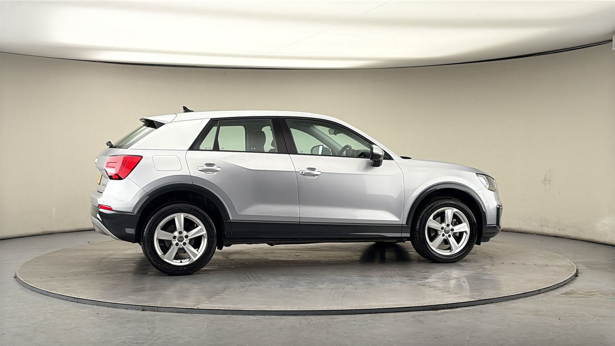 More views of Audi Q2