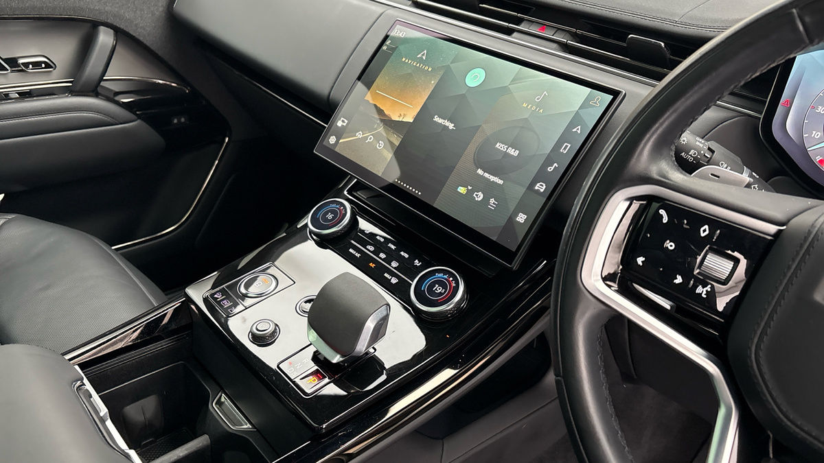 Land Rover Range Rover Sport Image 18
