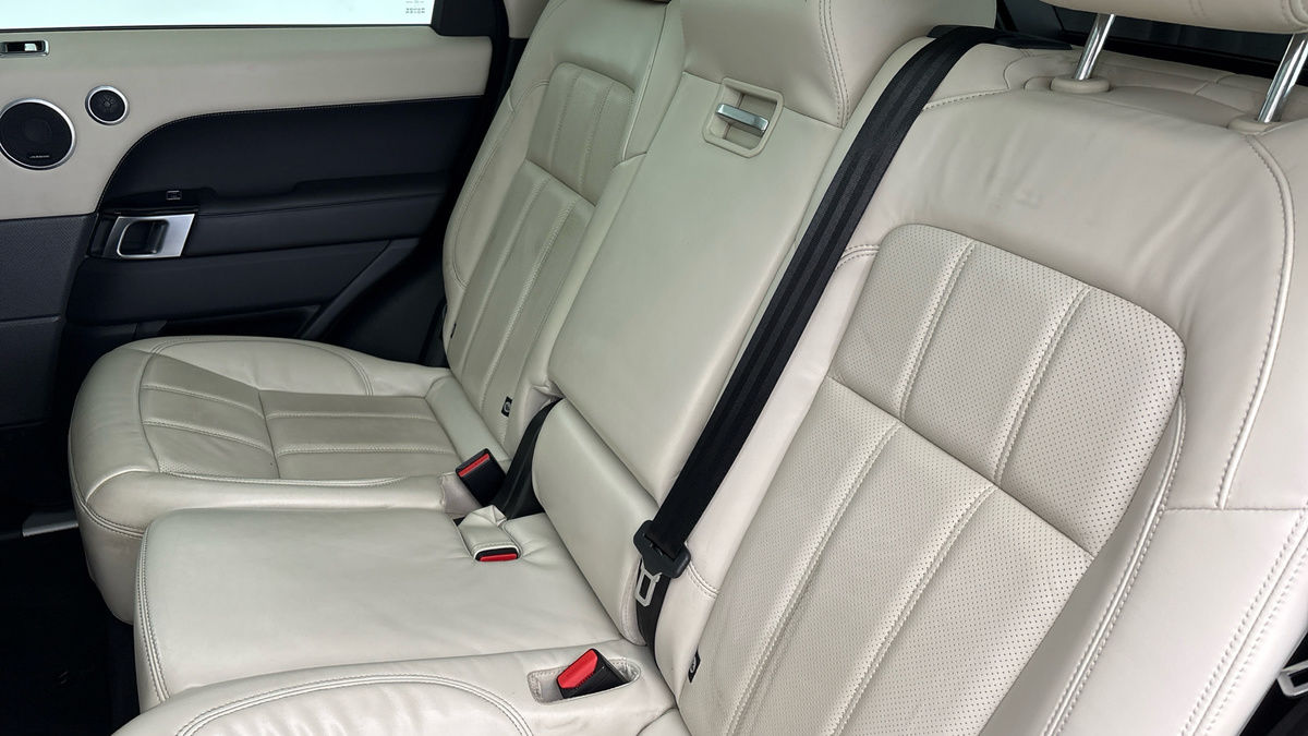 Land Rover Range Rover Sport Image 8