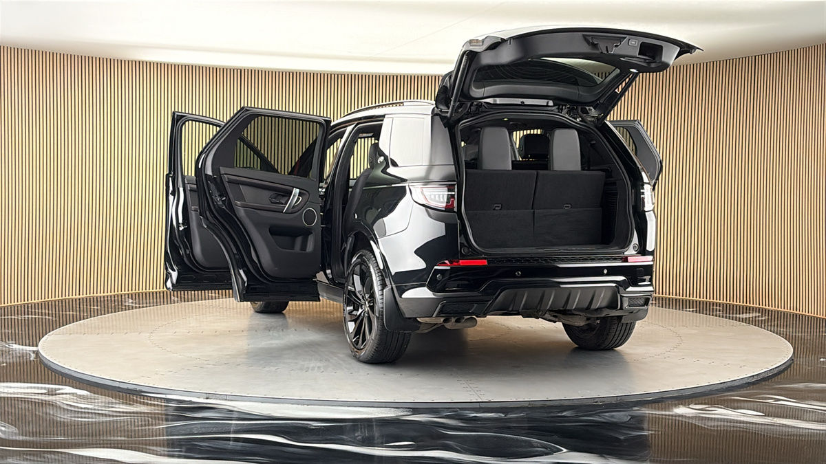 More views of Land Rover Discovery Sport