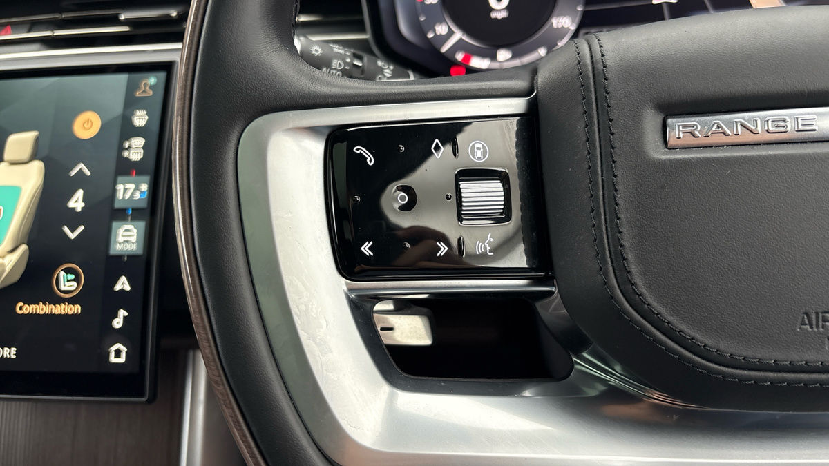 Land Rover Range Rover Image 13