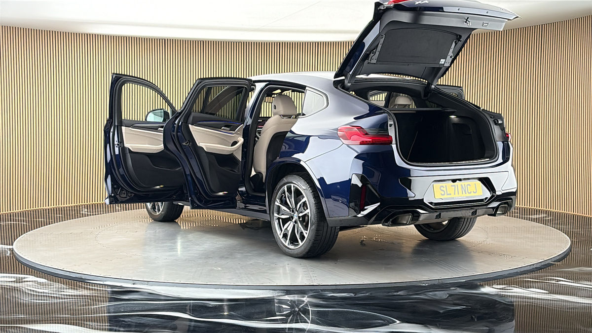 More views of BMW X4