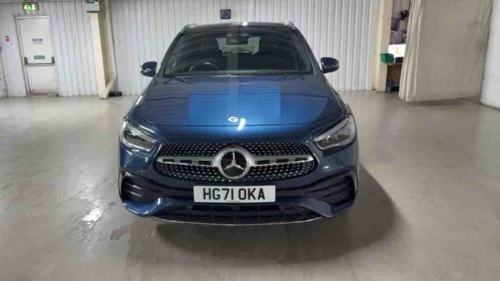 More views of Mercedes-Benz GLA