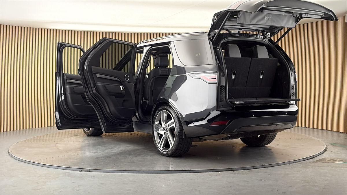 Land Rover Discovery Image 23