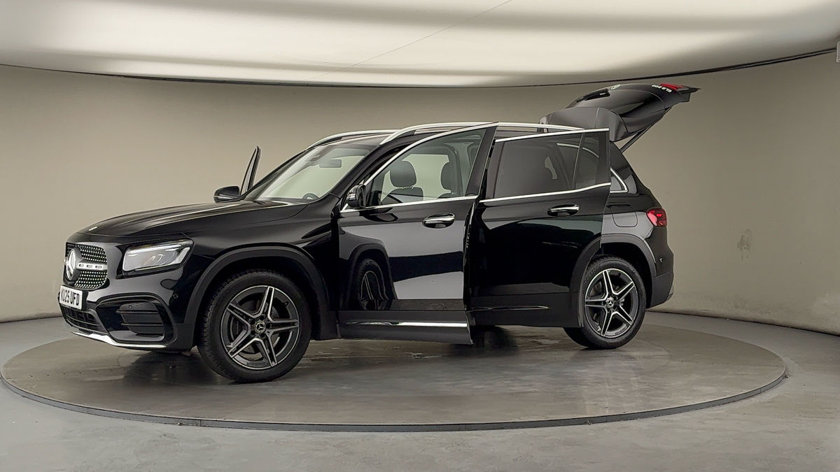 More views of Mercedes-Benz GLB