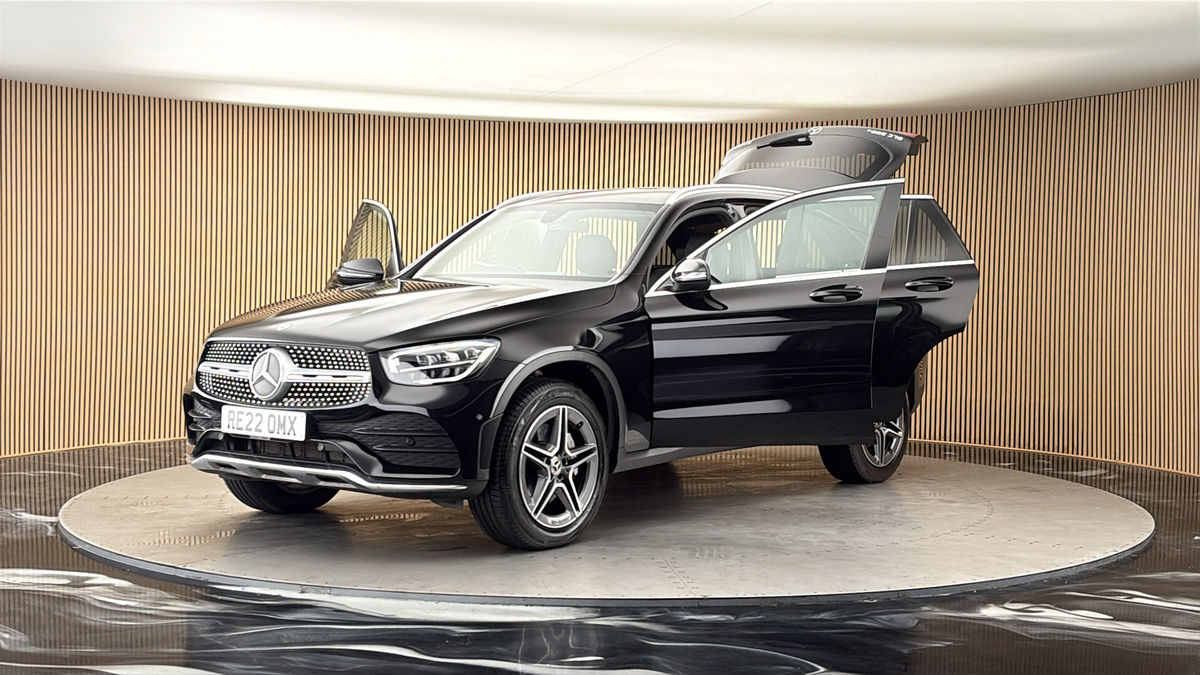 More views of Mercedes-Benz GLC