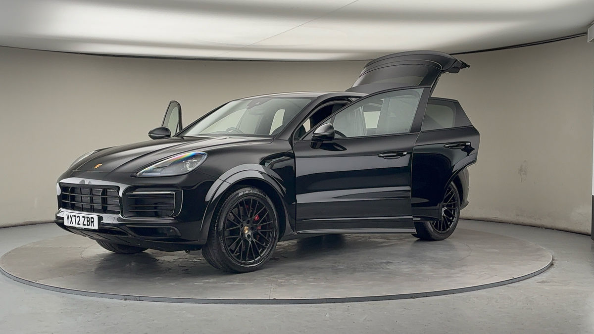 Porsche Cayenne Image 22