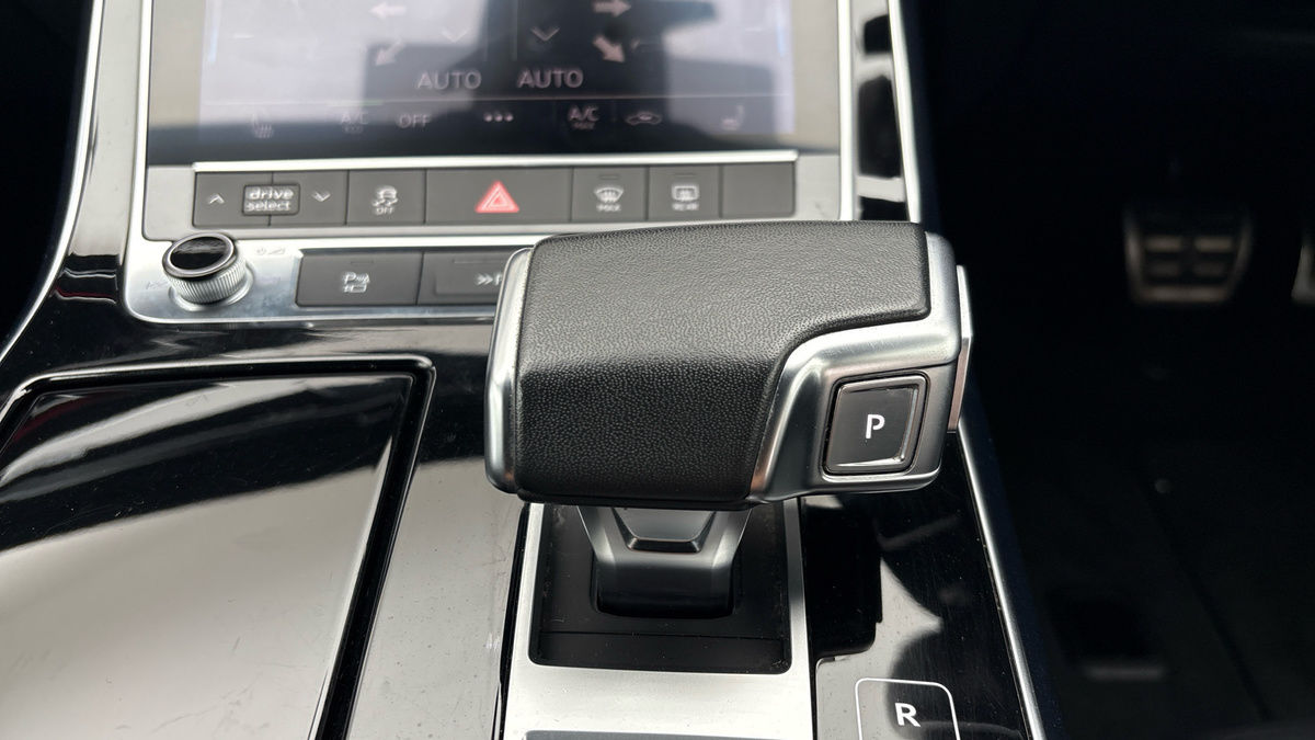 Audi Q7 Image 26