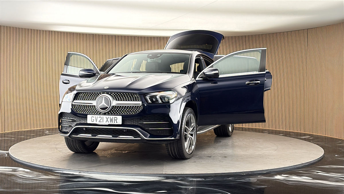 More views of Mercedes-Benz GLE
