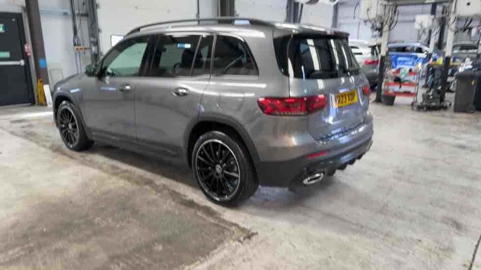 More views of Mercedes-Benz GLB