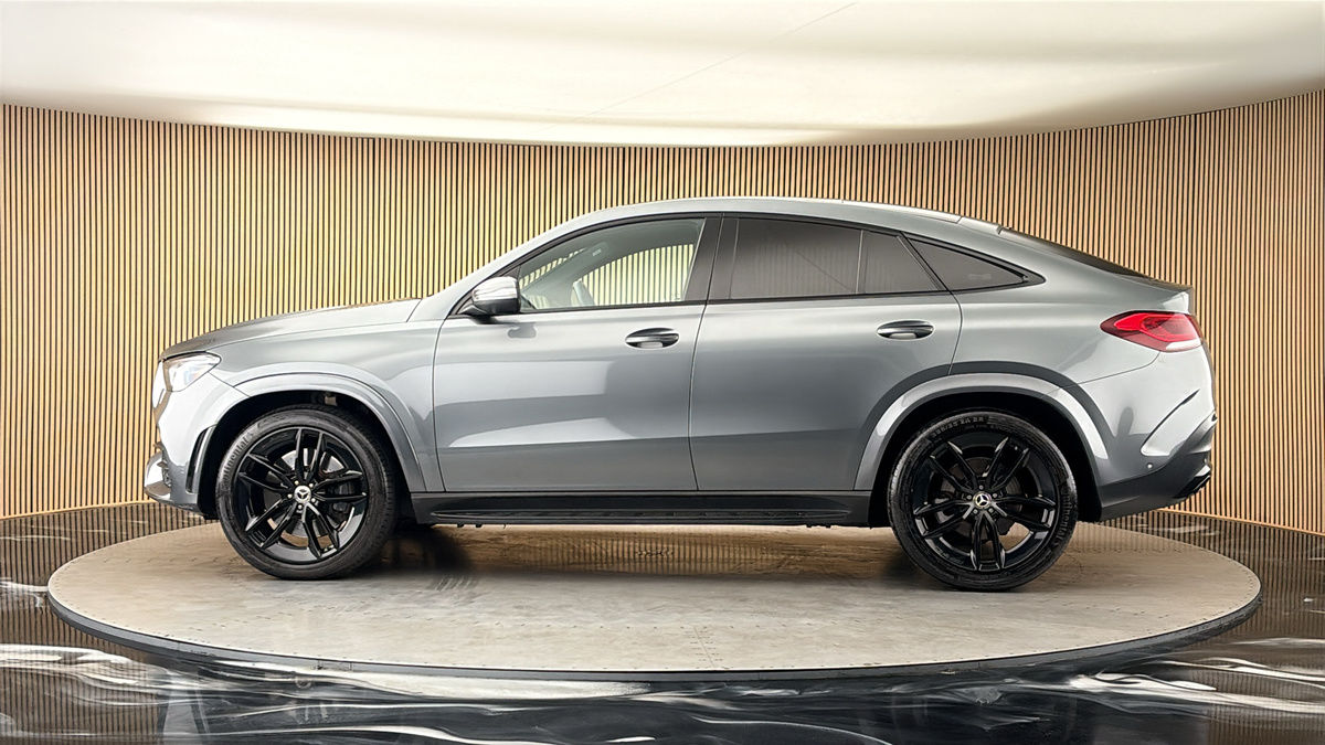 More views of Mercedes-Benz GLE