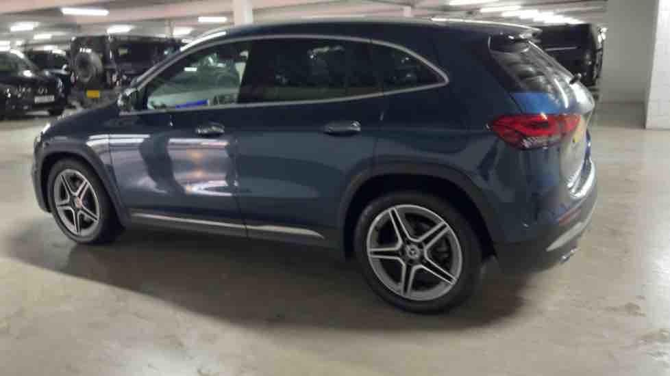 More views of Mercedes-Benz GLA