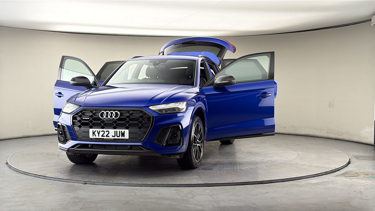 More views of Audi Q5