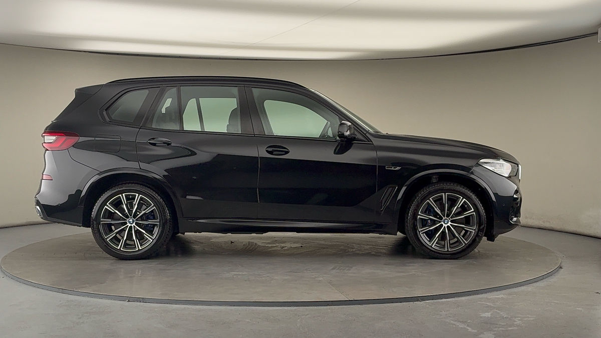 BMW X5 Image 16