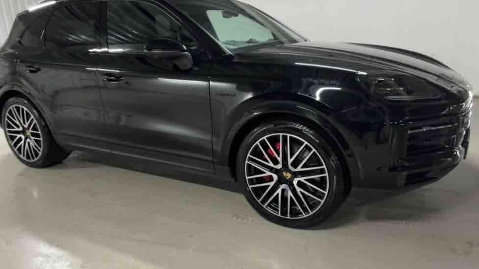 More views of Porsche Cayenne