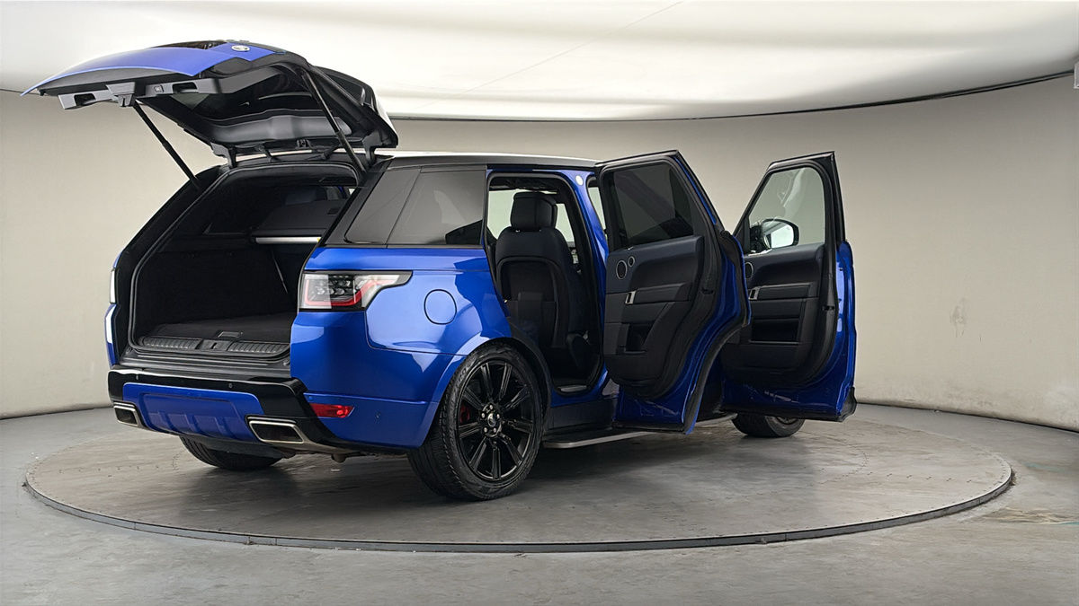 More views of Land Rover Range Rover Sport