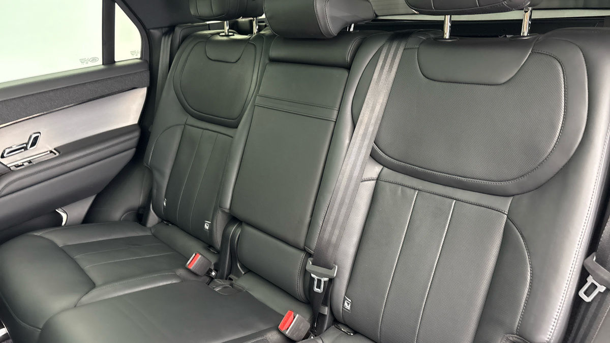 Land Rover Range Rover Sport Urban Image 8