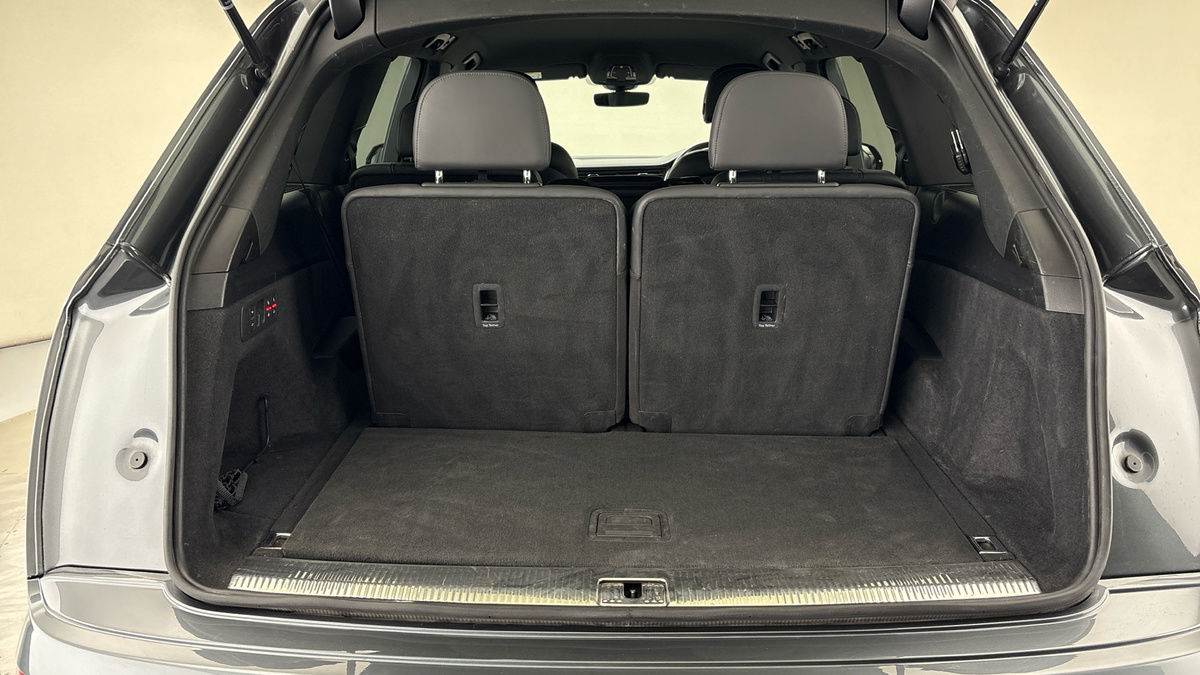 Audi Q7 Image 22
