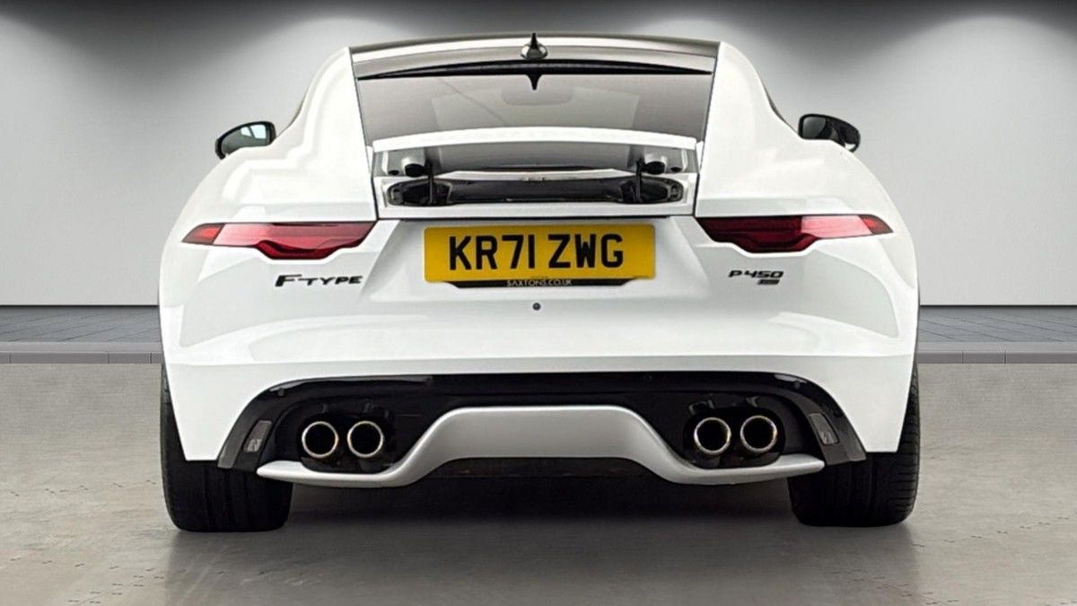 Jaguar F-Type Image 4