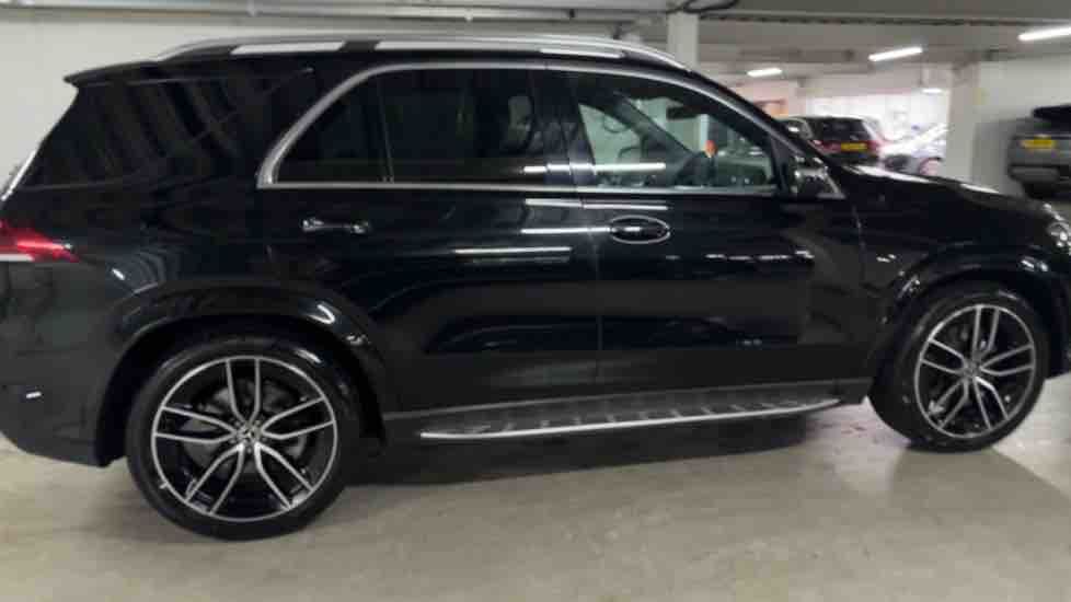 More views of Mercedes-Benz GLE