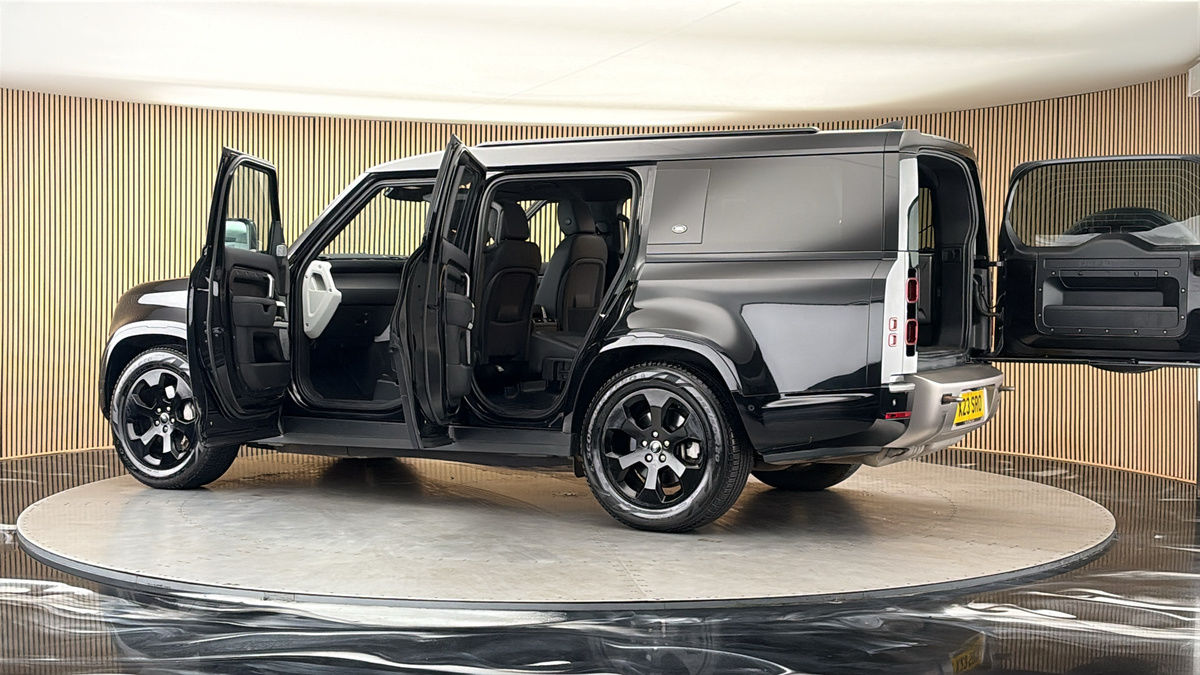 More views of Land Rover Defender 130