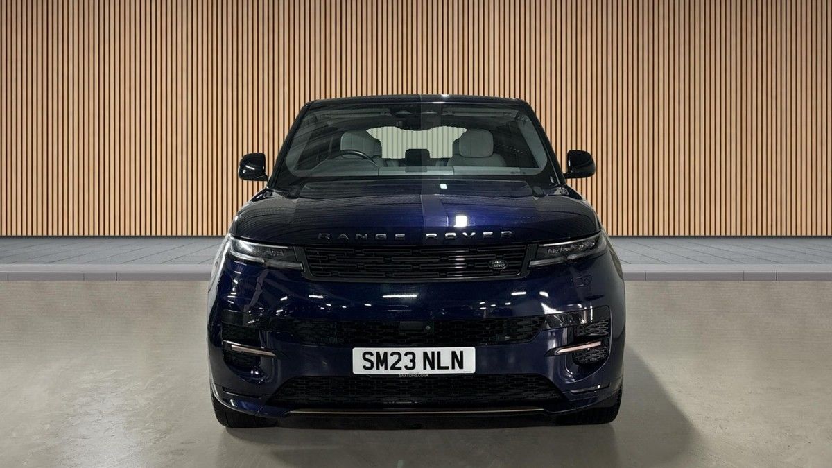 Land Rover Range Rover Sport Image 3