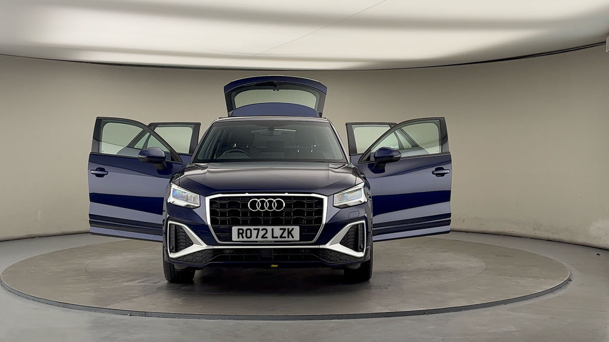 More views of Audi Q2