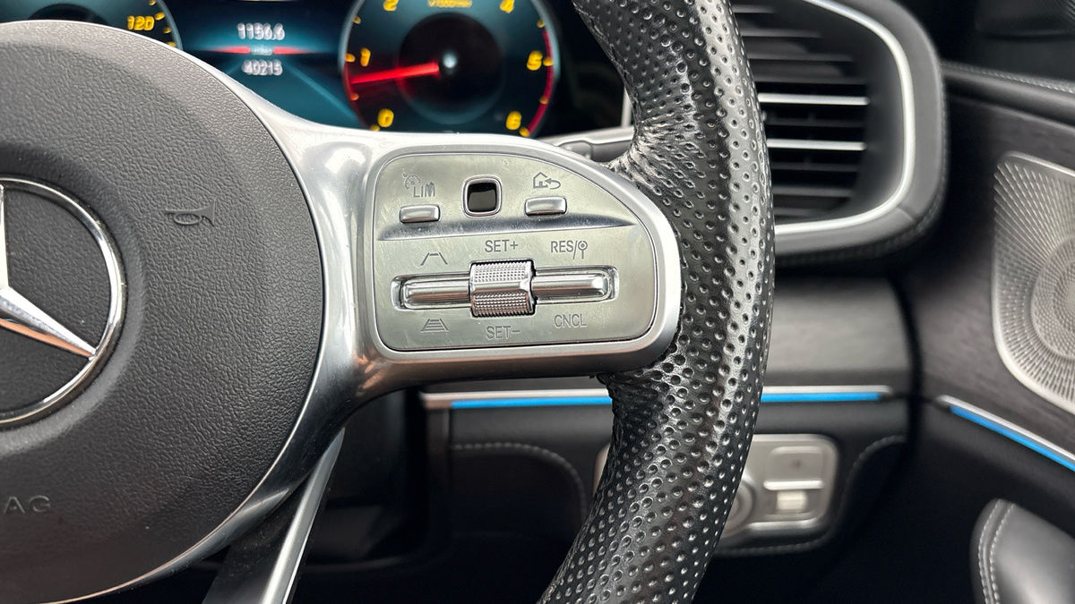 Mercedes-Benz GLE Image 14