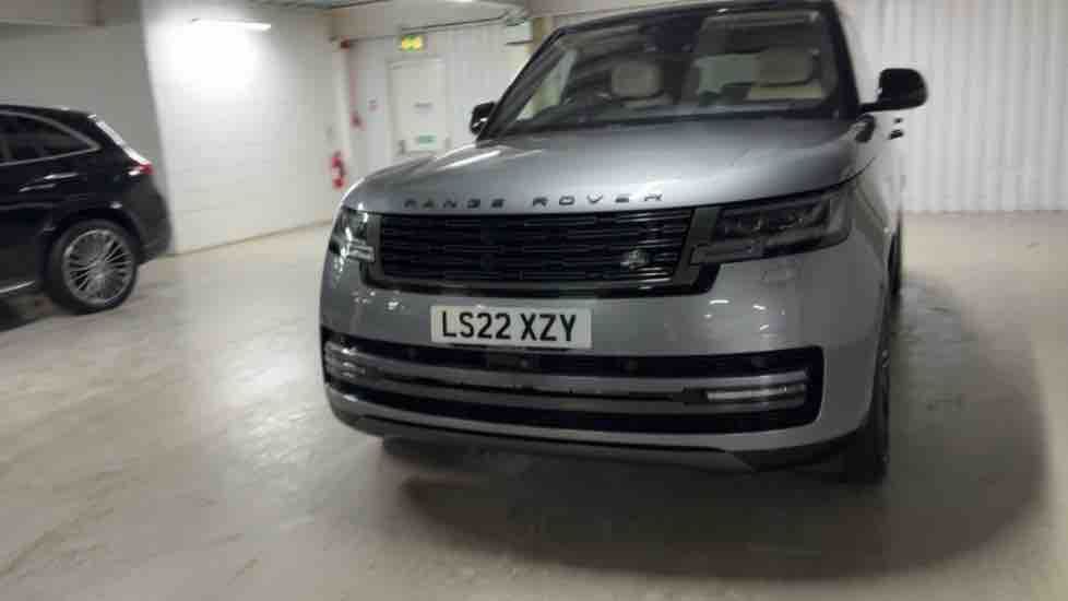 More views of Land Rover Range Rover