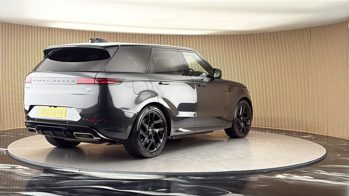 More views of Land Rover Range Rover Sport