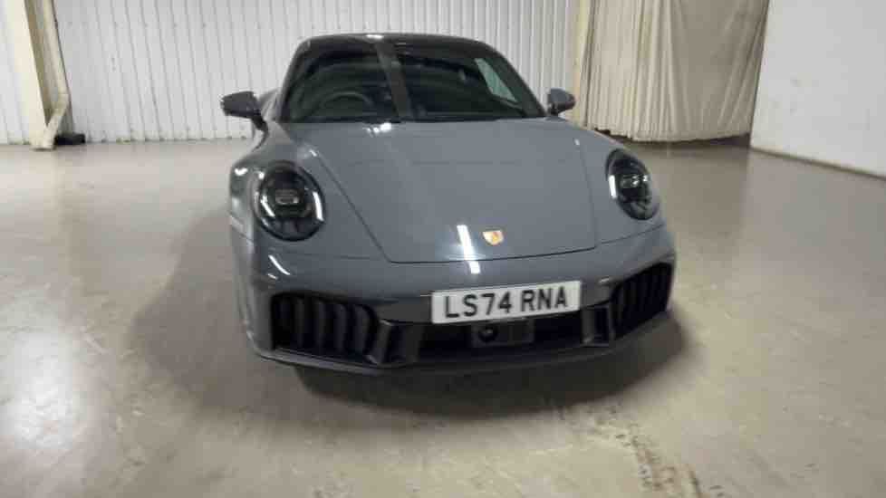 More views of Porsche 911