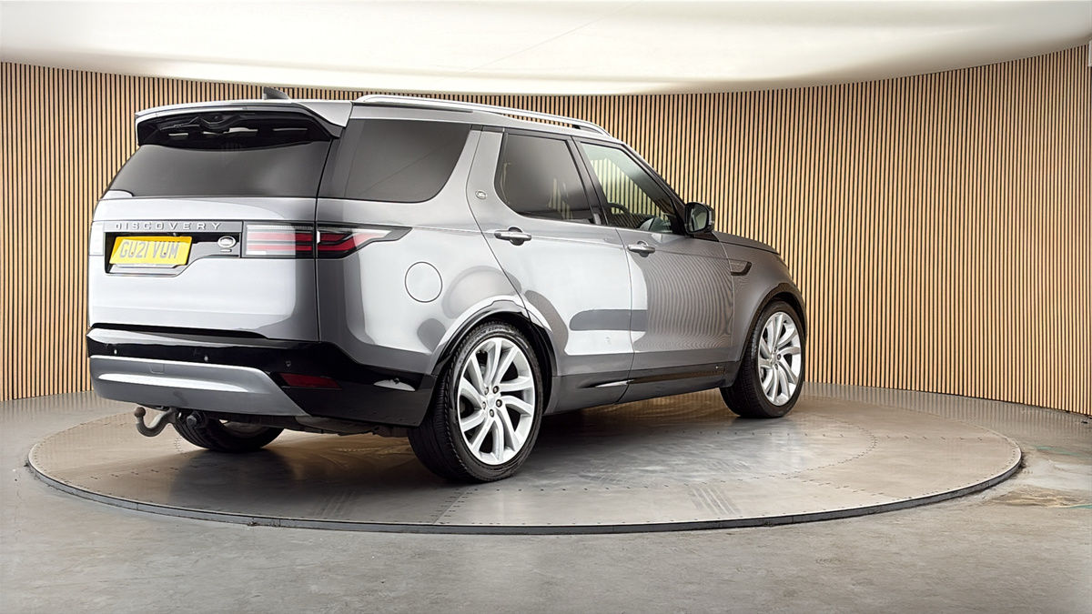 More views of Land Rover Discovery