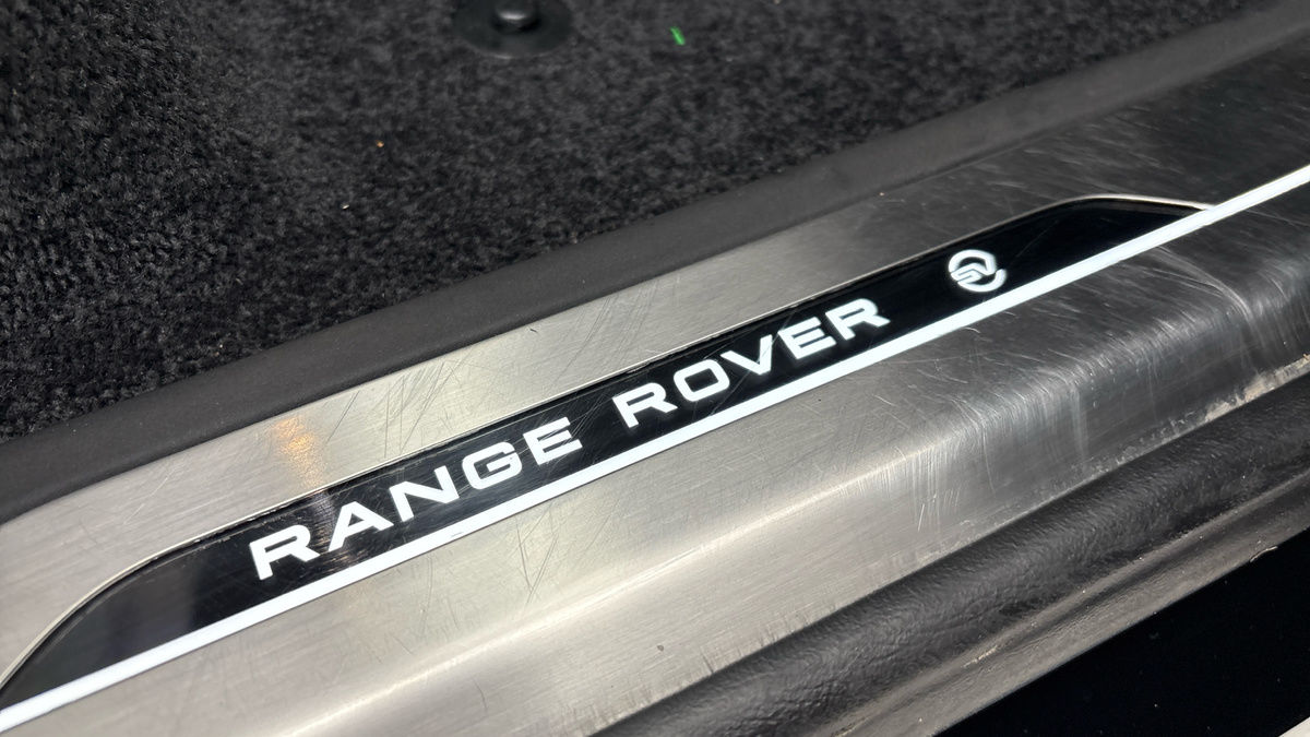 Land Rover Range Rover Image 30