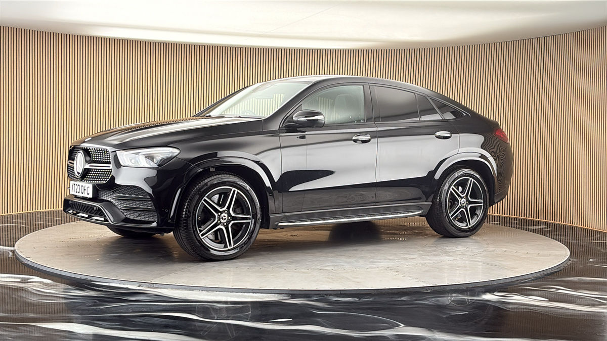 More views of Mercedes-Benz GLE