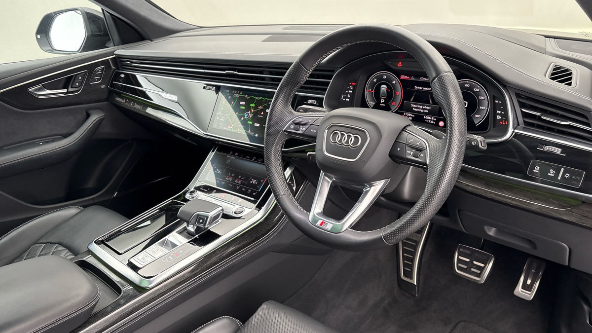 Audi Q8 Image 5