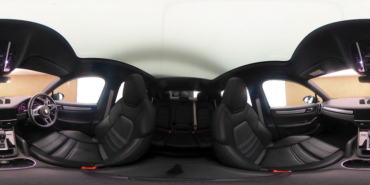More views of Porsche Cayenne