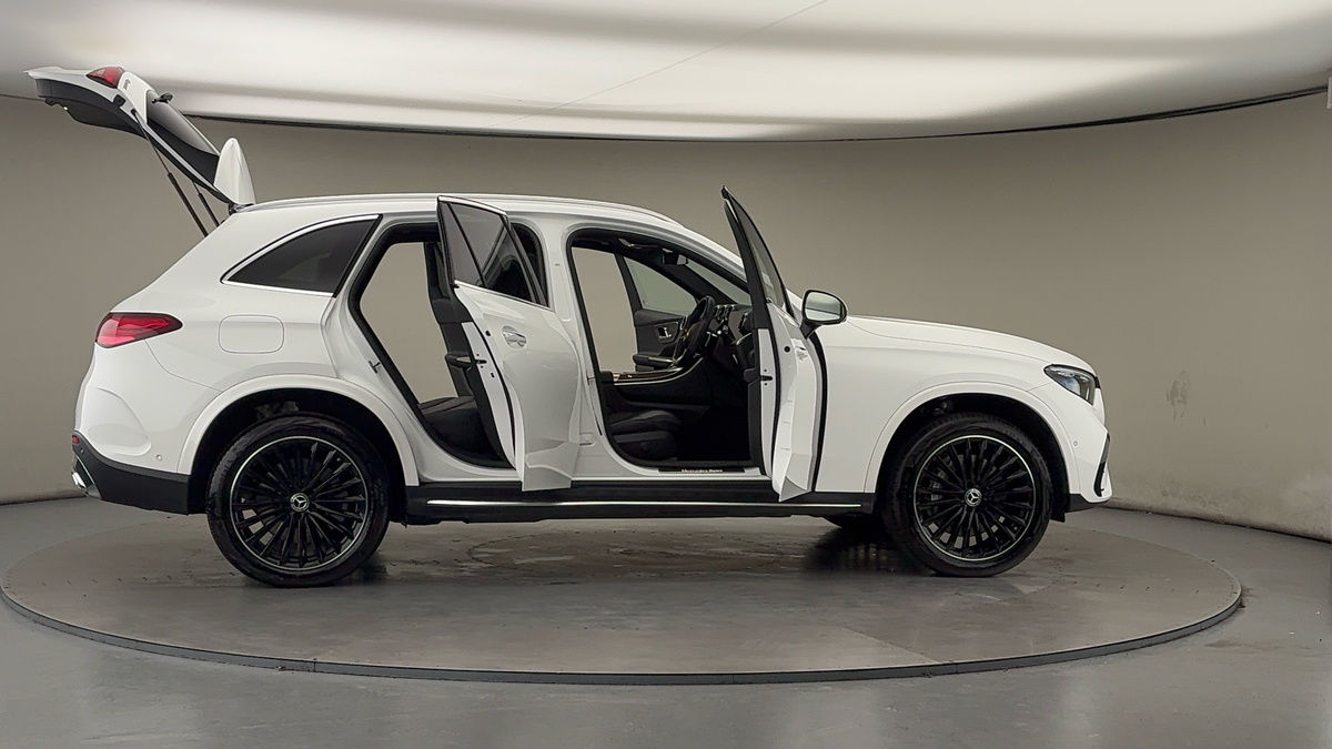 More views of Mercedes-Benz GLC