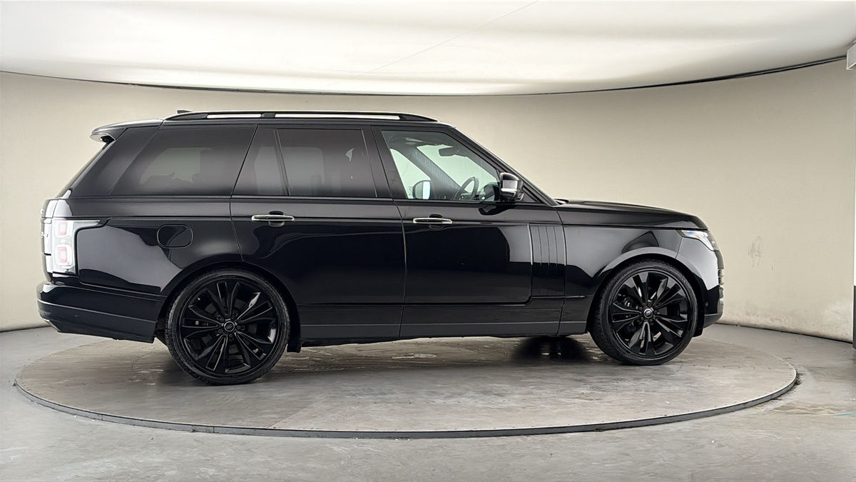 More views of Land Rover Range Rover