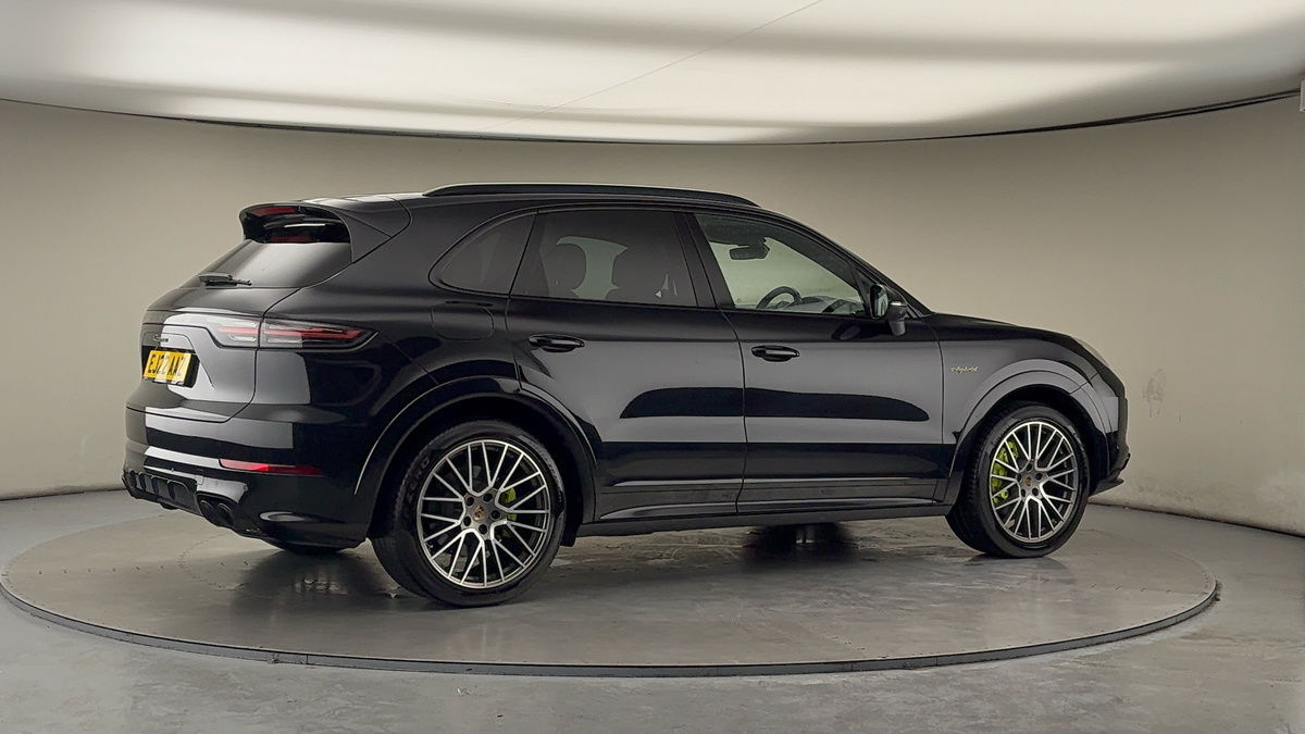 More views of Porsche Cayenne