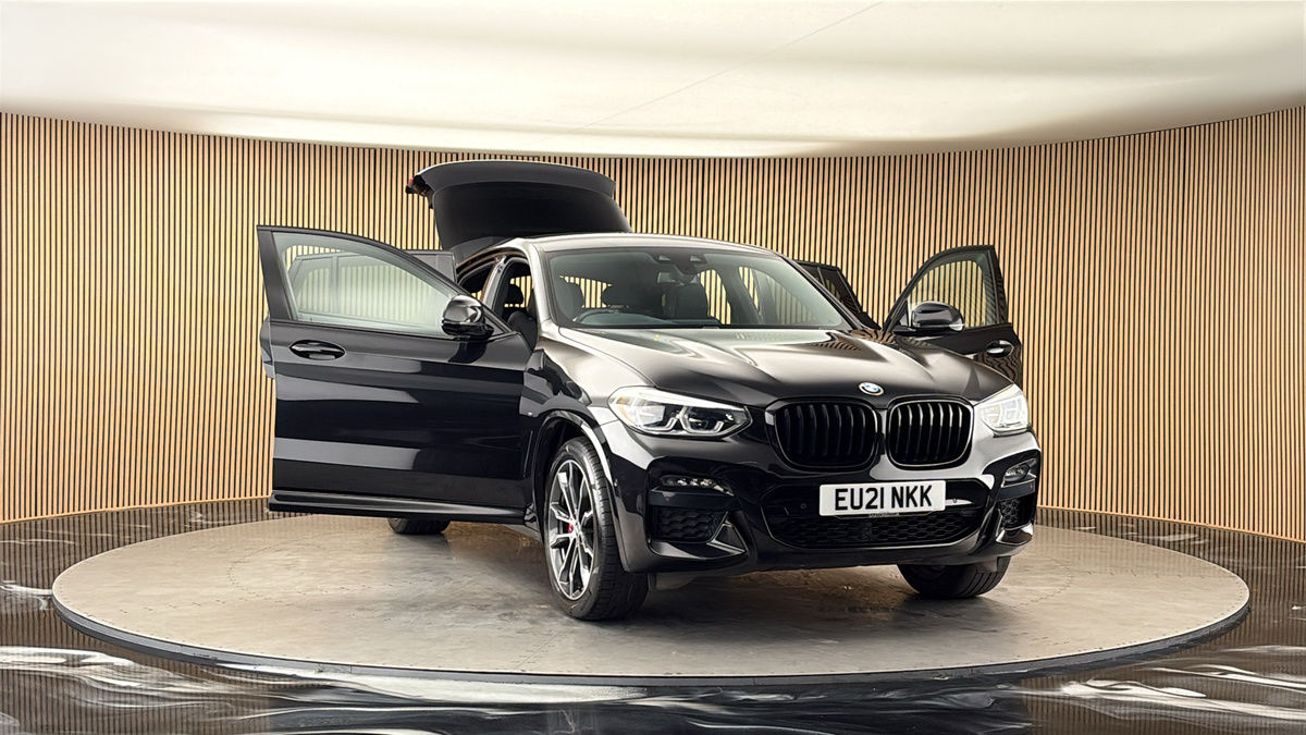 More views of BMW X4