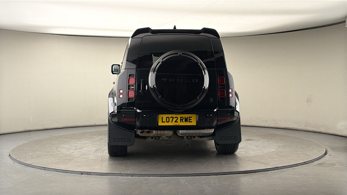 More views of Land Rover Defender 110