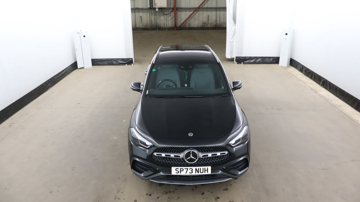 Mercedes-Benz GLA Image 7