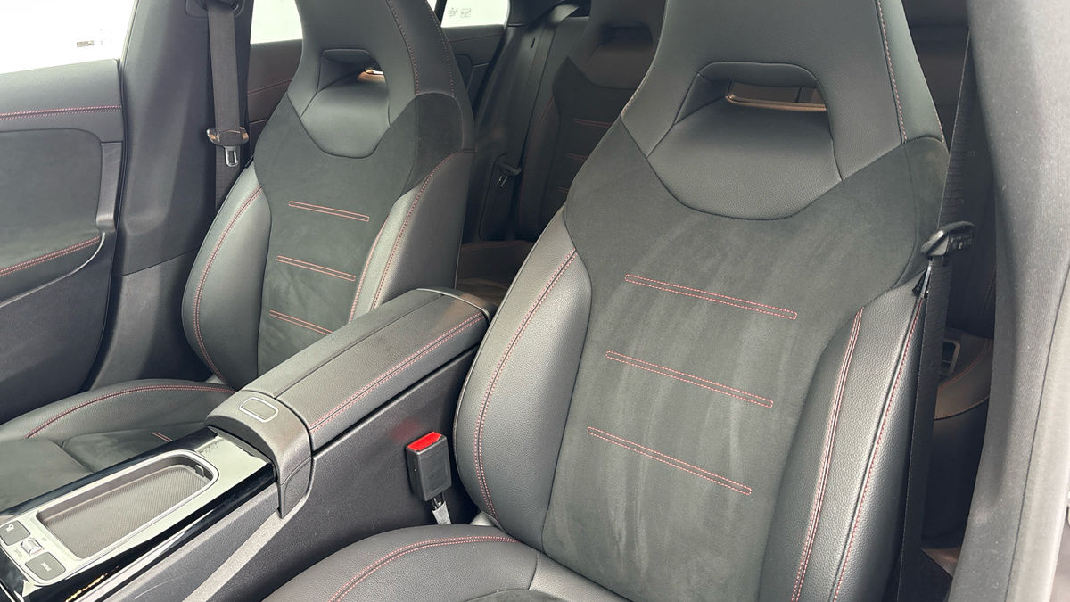 Mercedes-Benz CLA Image 7