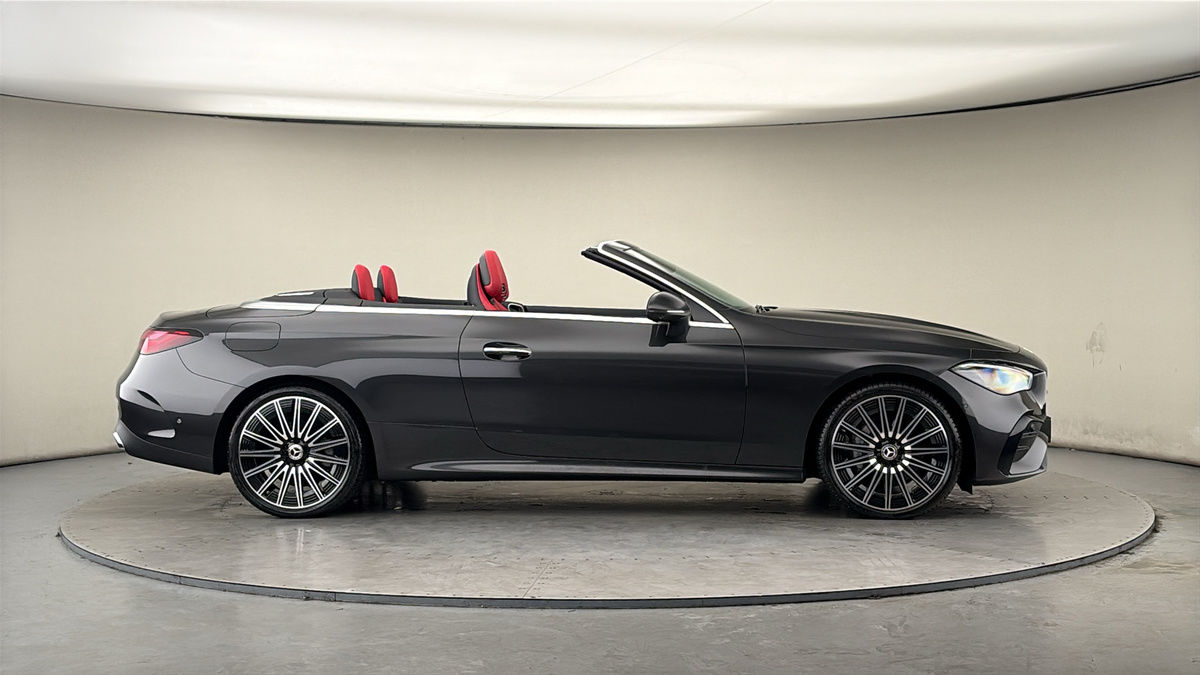 More views of Mercedes-Benz CLE