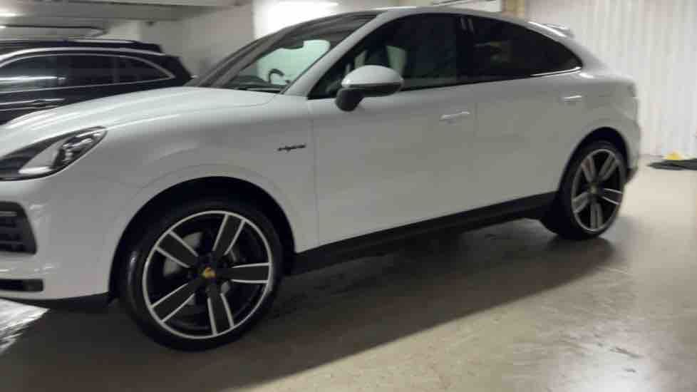 More views of Porsche Cayenne