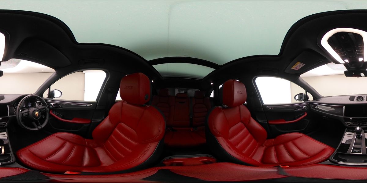 More views of Porsche Macan